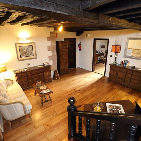 Cabezón de la Sal Apartamentos Santa Lucia מראה חיצוני תמונה