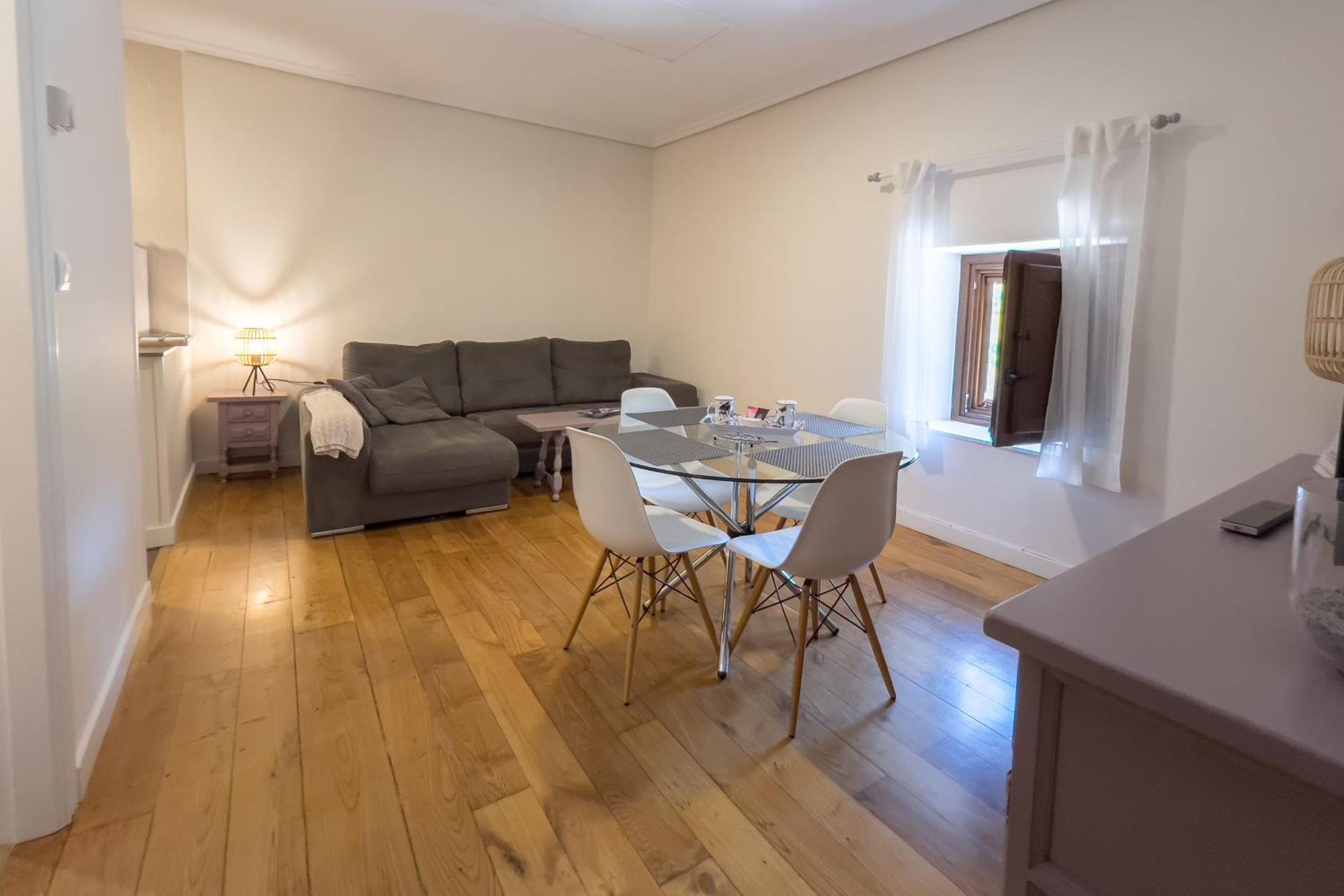 Cabezón de la Sal Apartamentos Santa Lucia מראה חיצוני תמונה