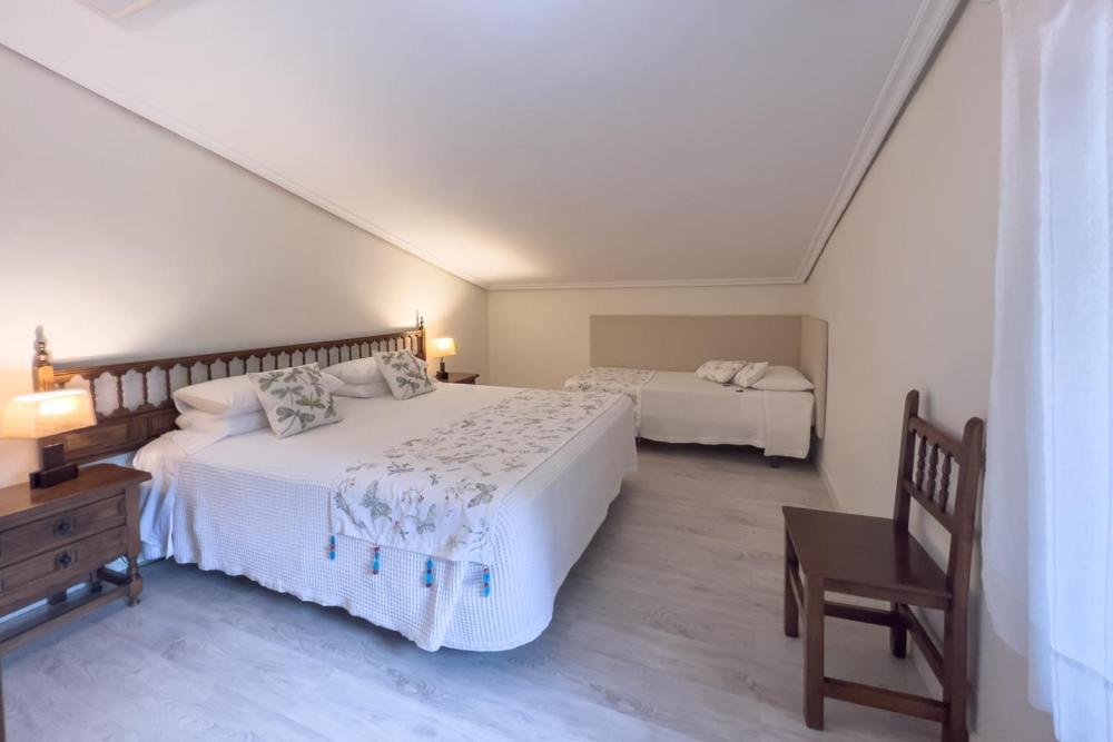 Cabezón de la Sal Apartamentos Santa Lucia מראה חיצוני תמונה