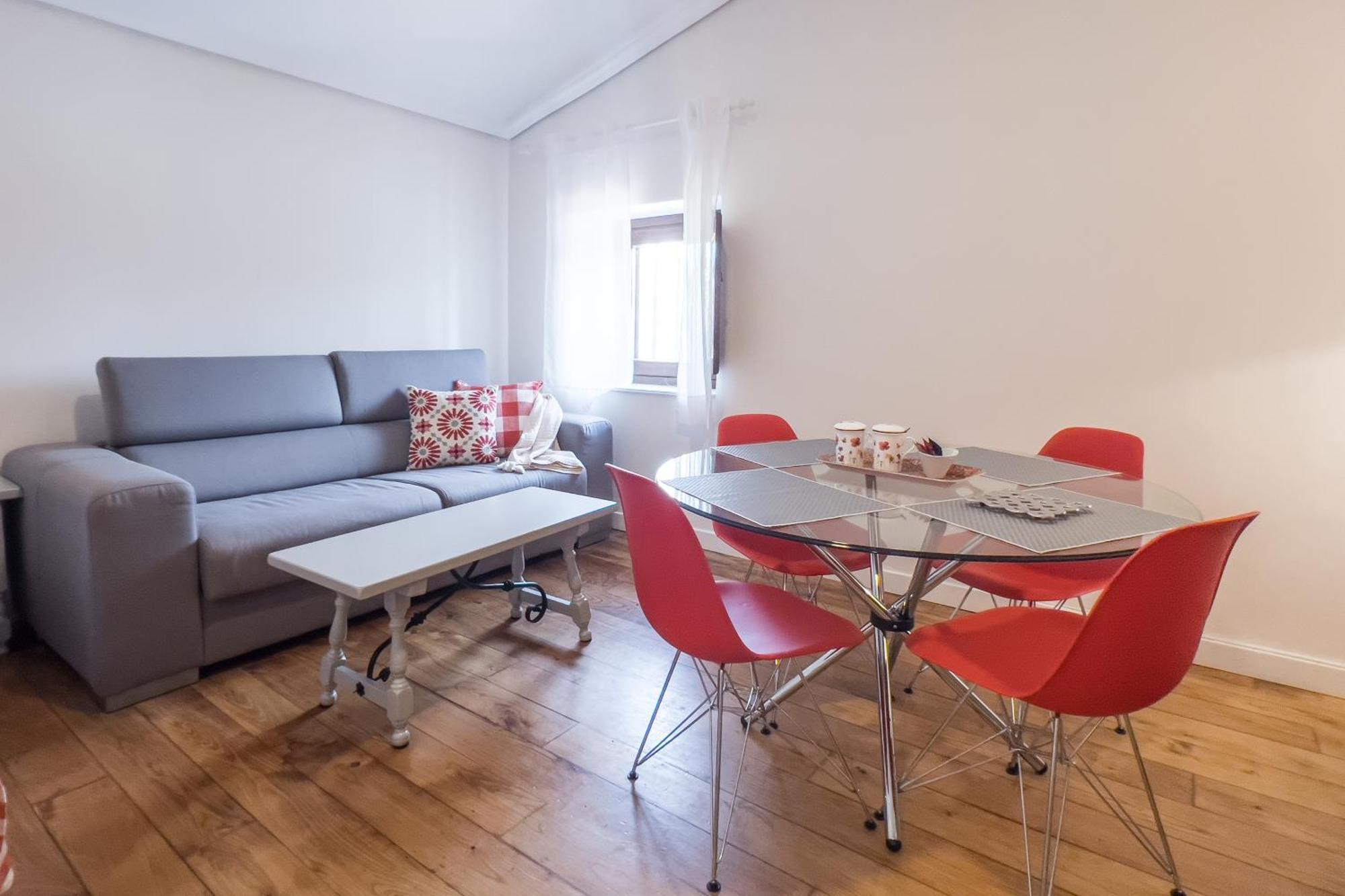 Cabezón de la Sal Apartamentos Santa Lucia מראה חיצוני תמונה