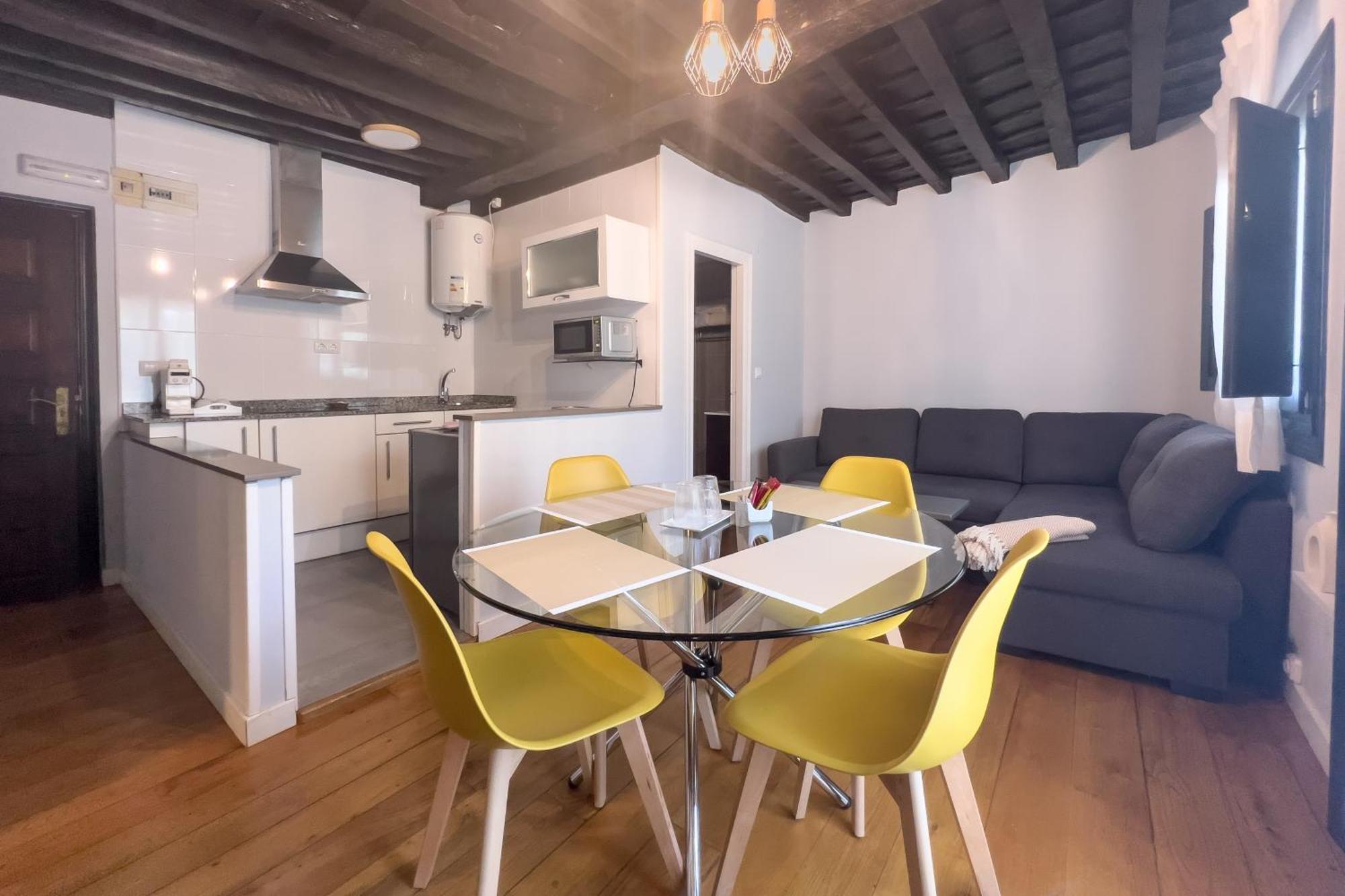 Cabezón de la Sal Apartamentos Santa Lucia מראה חיצוני תמונה