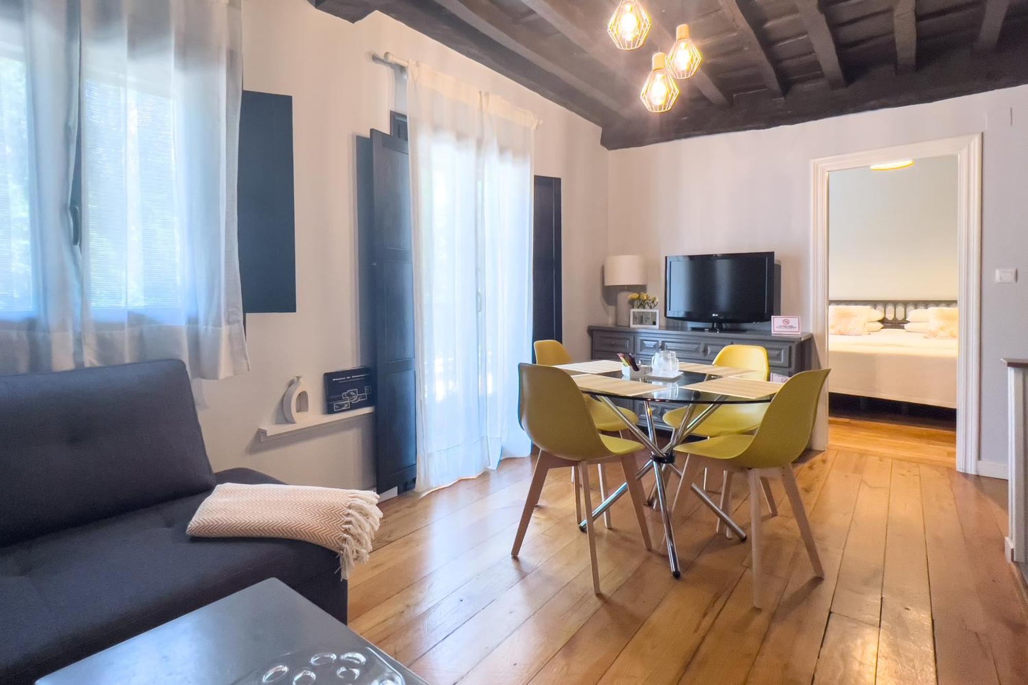 Cabezón de la Sal Apartamentos Santa Lucia מראה חיצוני תמונה
